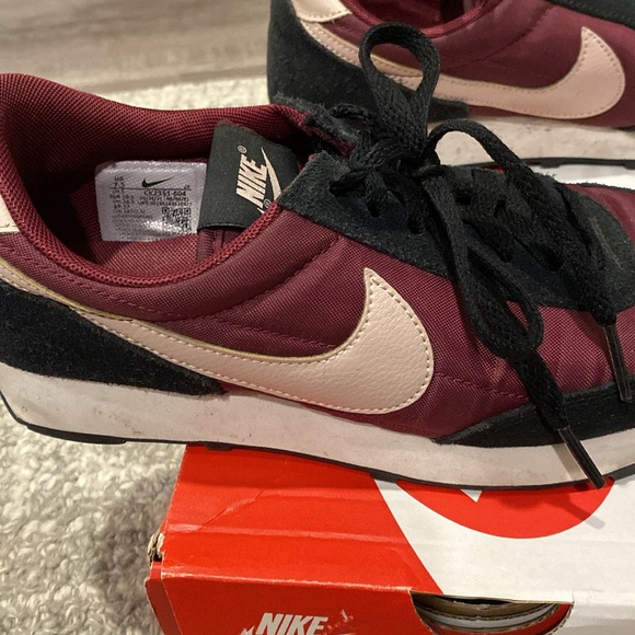 Nike Daybreak running shoes Size 7 1/2 - Picture 5 of 12